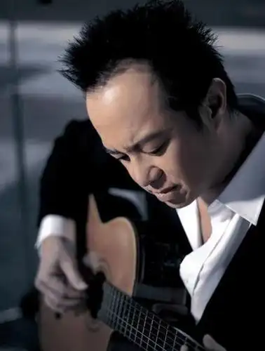 【图】在此刻黄大炜倾情演绎 永恒的心与幻梦交响曲_内地音乐_音乐