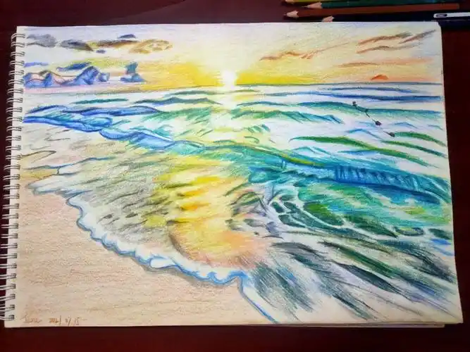 日出再把看见的风景画下来虽然感觉还是远观好看一些细看瑕疵好多彩铅