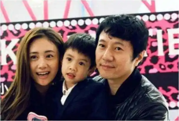 摇滚老炮郑钧情史激荡爱情背后两个女人不得不说的故事