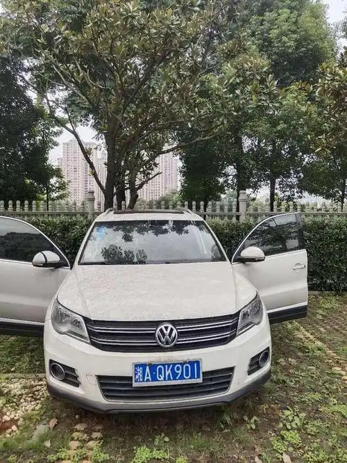 湖南常德拍卖一辆车牌号为湘aqk901大众途观以9万余元价格成交了