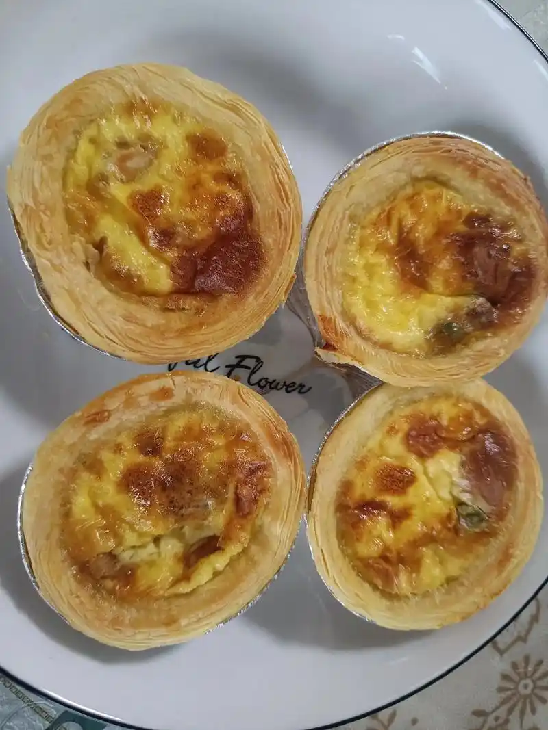 自己在家做蛋挞,其实这个天更适合吃火锅#自制蛋挞 #动手自己 - 抖音