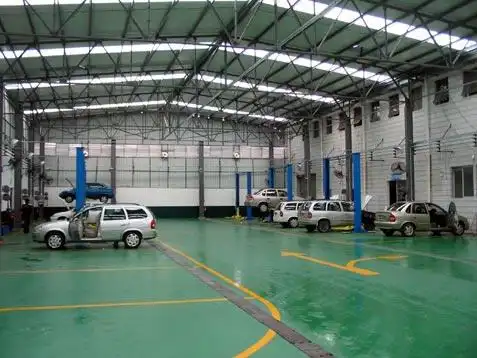 pcauto资料图片:广州安骅骅通雪佛兰售后服务中心维修车间