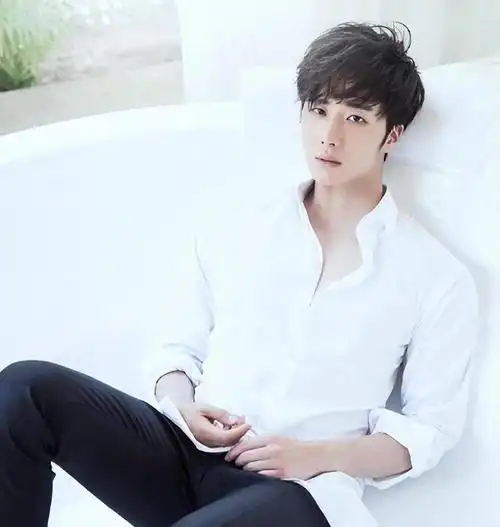 丁一宇:从《high kick》到车祸,演艺之路与真挚友情的交织 韩国演员