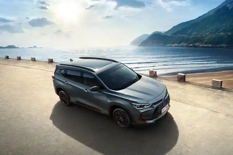 雪佛兰沃兰多 开启家轿新想象