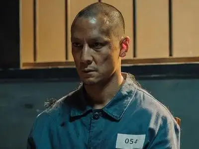 《除暴》票房破4亿,银幕罕见枪决片段,吴彦祖剃光头演技炸裂