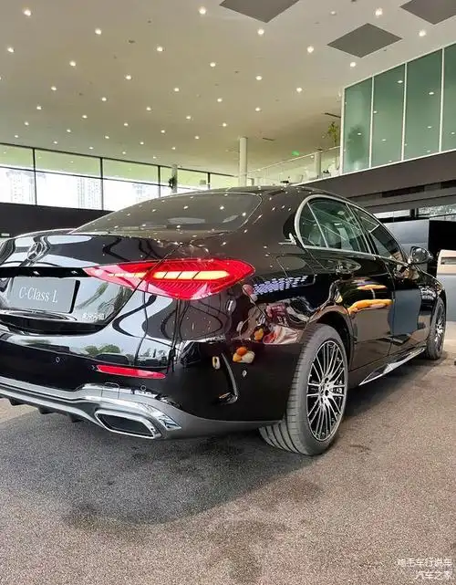 奔驰c级260轿跑动力猛如虎谁能抵挡