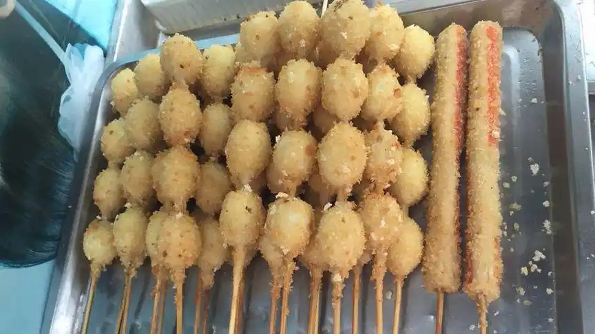 在家学做炸脆皮鹌鹑蛋炸串串,酥脆好吃超放心!