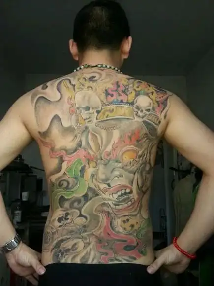 满背彩绘大黑天纹身图案