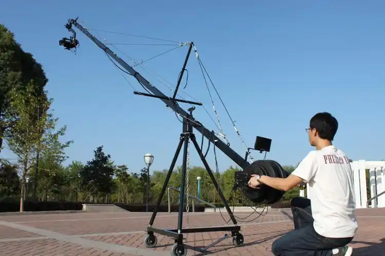 hmy 电控摇臂 4.8米电控摄像摇臂 6米云台摄像机单反摇臂hd6