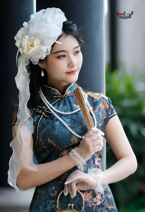 古港洋装旗袍小慧