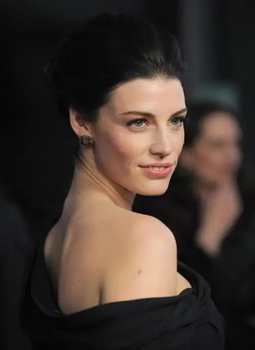 杰西卡·帕尔 jessica paré的图片