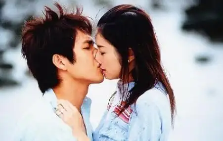 吻戏狂魔钟汉良吻过的女星除了杨颖唐嫣