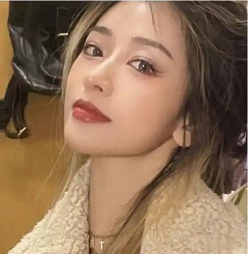 破案了曝光王哲林更衣室谈话的cba新星女友是谁有啥来历