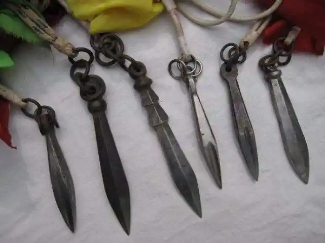 原创古代最强暗器,第1迷惑性强,外形像烟袋,第3被称狩猎神器