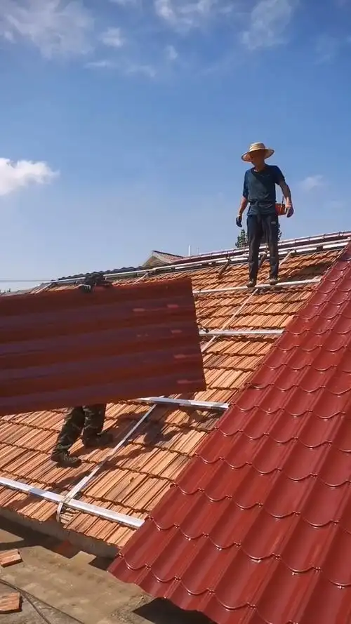 瓦房翻新用彩钢瓦,旧房变新房