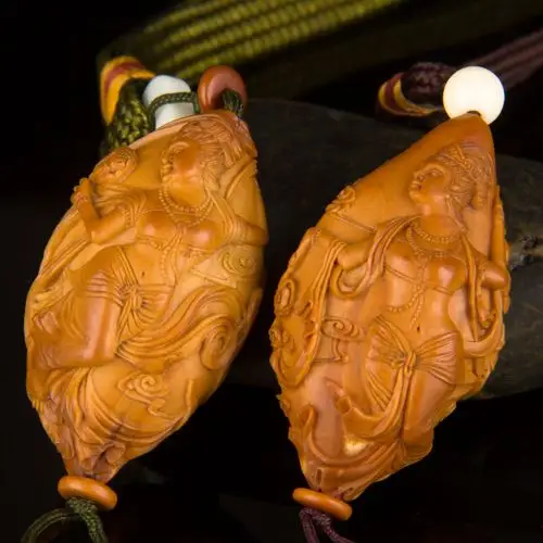 文玩收藏 核雕 孙小娟本工橄榄核《飞天》2.4*4.0cm【忆枫阁】