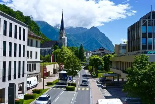 列支敦士登 首都瓦杜兹(liechtenstein-vaduz)-流浪者-搜狐博客!
