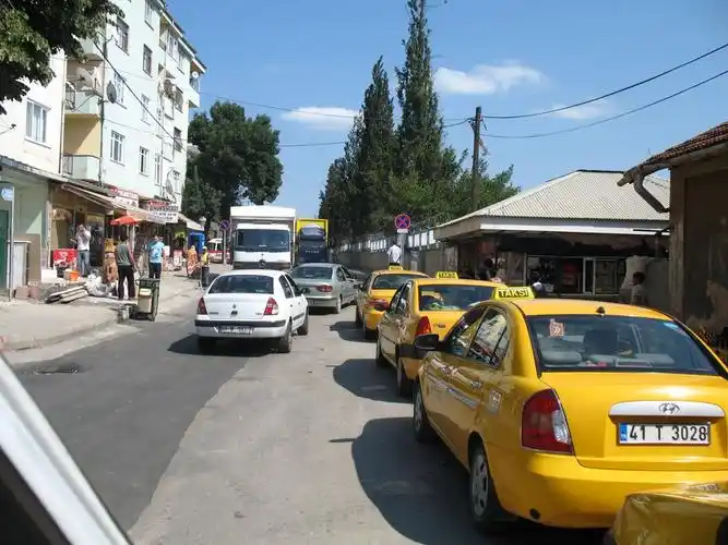 gebze, stasyon mh. plevne cd.