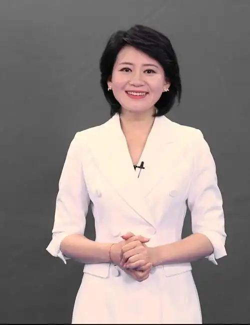 主持人琳琳,朱霞,晓川赢取价值15万元的"终极大礼"还有机会来到《新