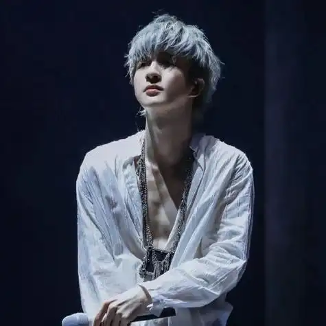 爱豆头像薛之谦