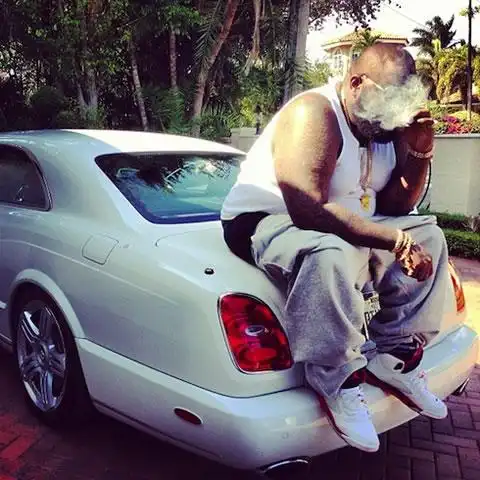 粉色封面! rick ross发布新专辑mastermind封面和歌曲名单.