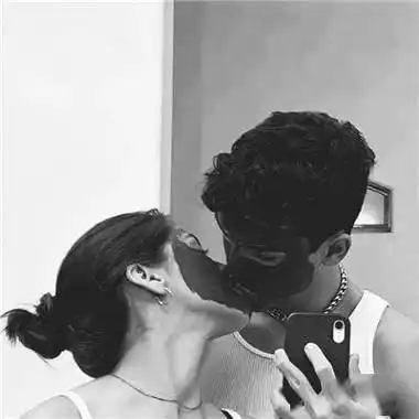 情侣头像丨真人头像高级黑风格_侵权_世界_商业用途