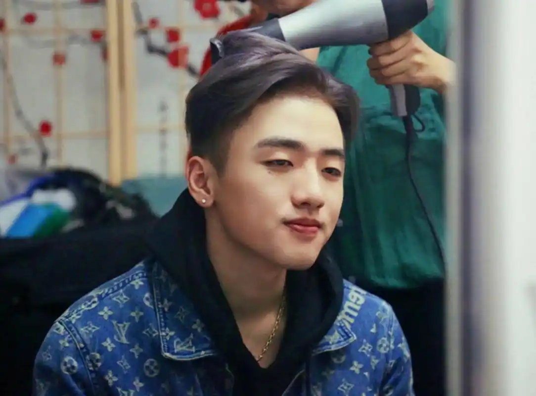 谢天宇为什么叫冷少