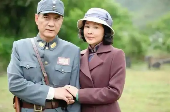 熊睿玲:凭《国家孩子》《破冰行动》力证演技,她不愿做全职太太|演员