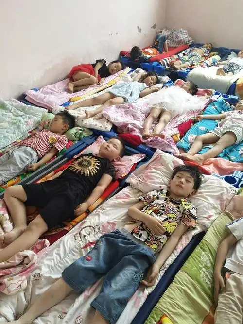 邓李乡公办中心幼儿园第十四周【大班】――午睡时间
