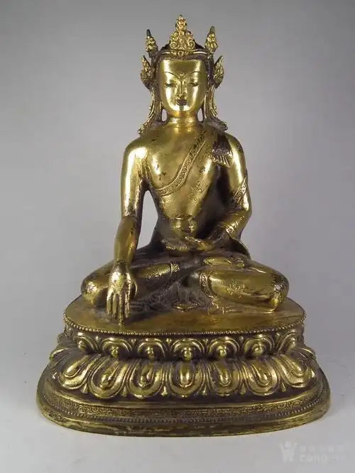 清代铜鎏金莲花座宝生如来大坐像