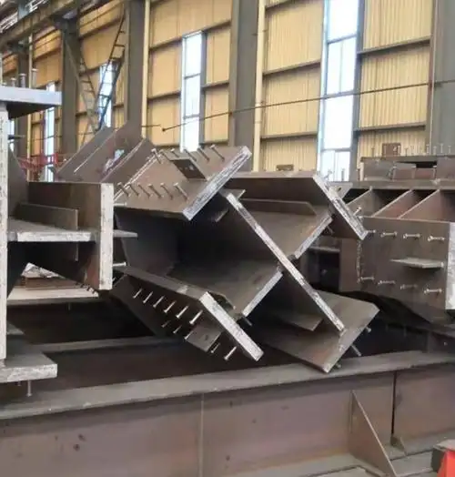 然后再加工成t型钢,组装成十柱,此十字型钢柱作为型钢混凝土柱的型钢