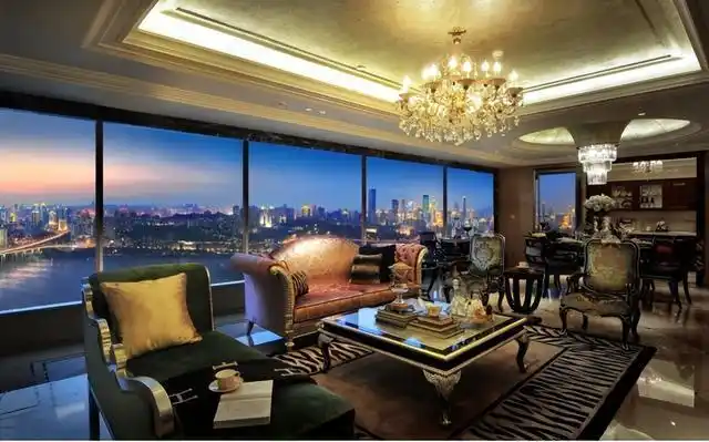 开盘已15年汤臣一品还剩一半房子没卖掉为何不降价销售