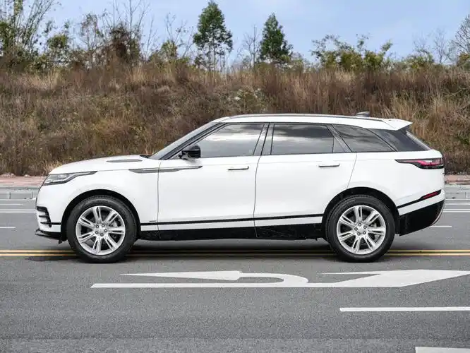 21年路虎揽胜星脉 20款 p250 r-dynamic s,小跑5.