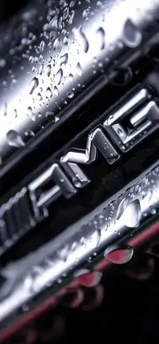 壁纸@奔驰amg壁纸,一颗奔驰的心