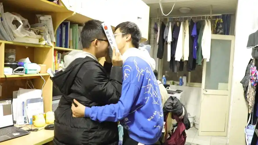 男大学生宿舍传奇之物理化学的诱惑