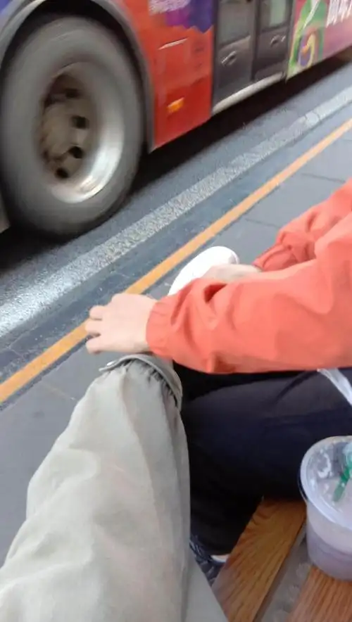 大宝贝第一次给我系鞋带