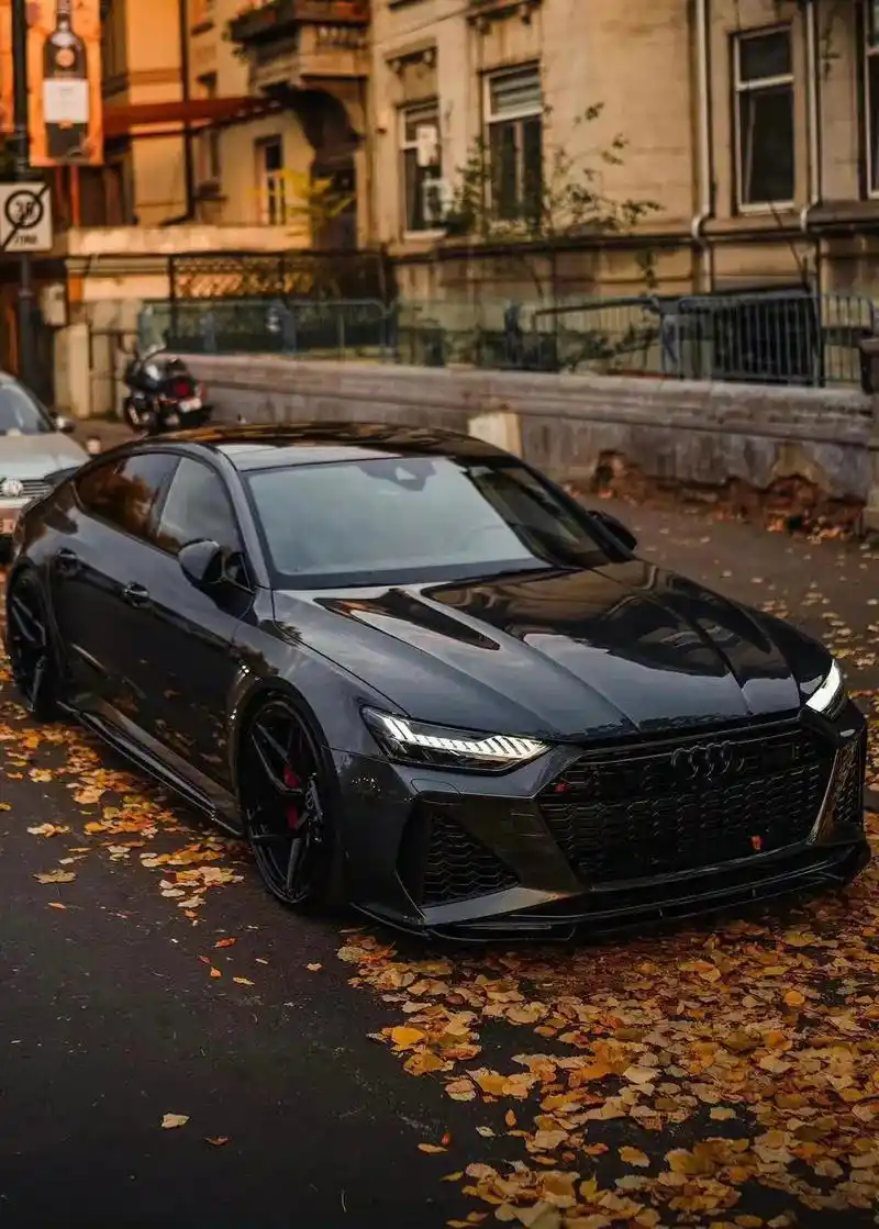 你还年轻  三年内拿下它没问题吧? #奥迪rs7 #高清壁纸 - 抖音