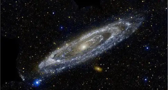 银河系中心到底是什么,里面又有什么物质是否有人类诞生的秘密呢