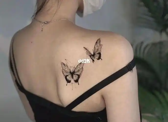 tattoo后肩纹身蝴蝶