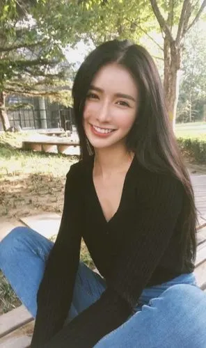 蔡卓宜个人资料简介曾经北京电影学院进修95后的她曾结过婚