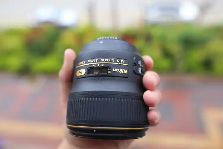 尼康af-s nikkor 35mm f/1.4g 国行98新