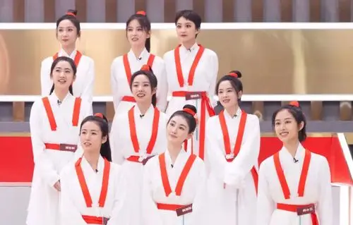 原创看到我是女演员代课老师的名单感觉学员已经不重要了