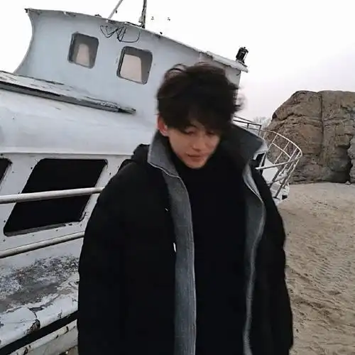 微信头像 ? 超帅男生