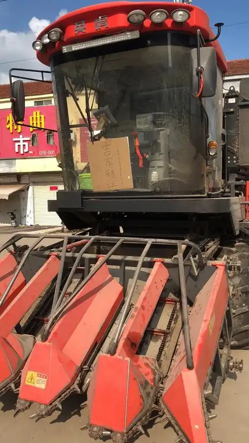 忍痛转让个人一手车,21款英虎四行玉米收割机,贩子勿扰,好车 - 抖音