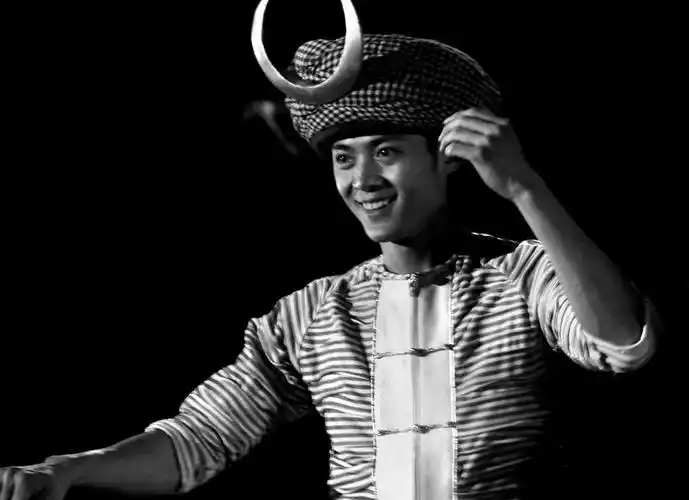 爷爷的眼神,傩送的目光,翠翠的明眸