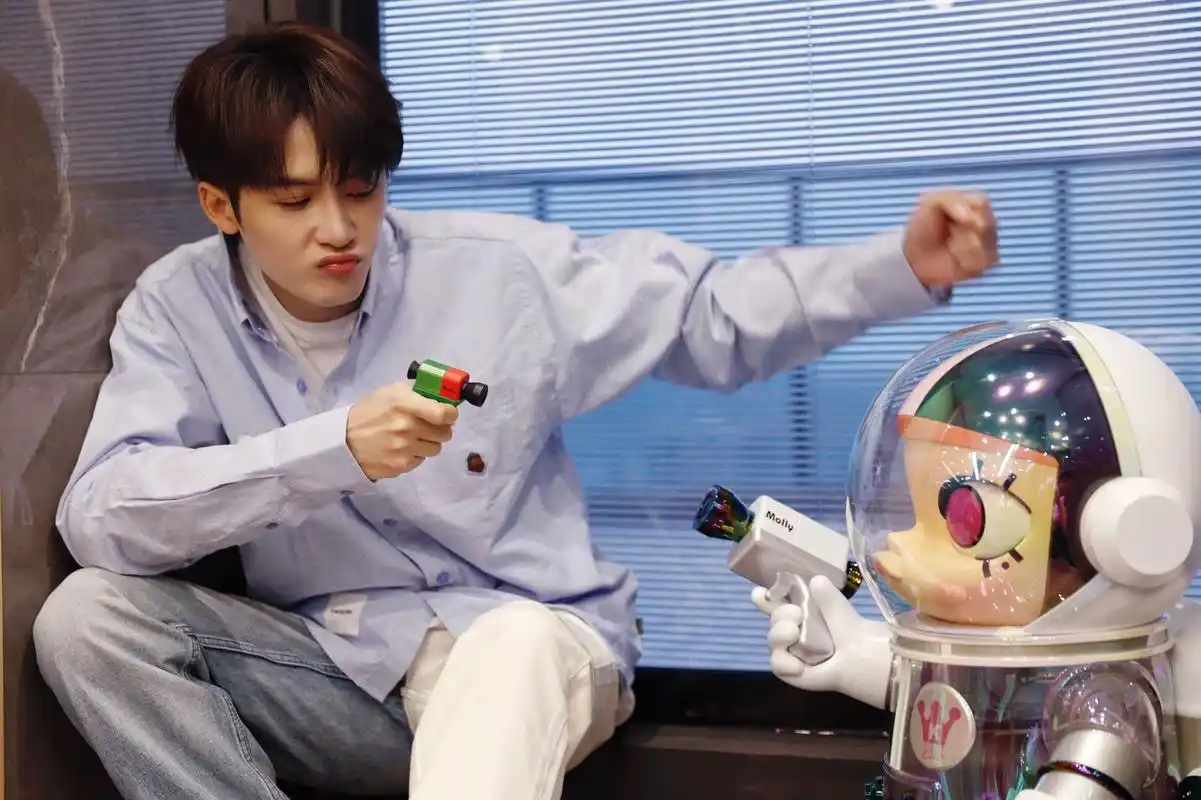 可以做电脑壁纸的檀健次六一贺图,最后一张是彩蛋!