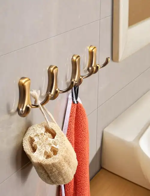 新中式挂衣钩单钩进门后衣柜衣服挂钩轻奢进门玄关衣帽钩壁挂金色 铜