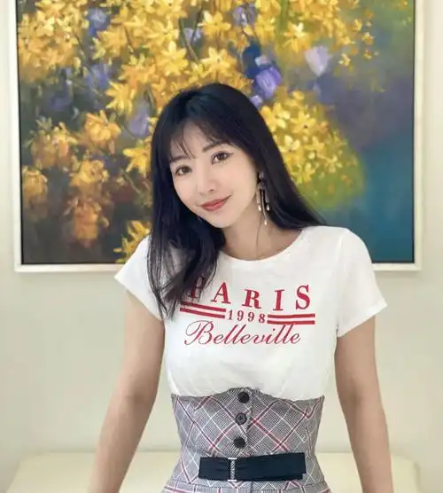 花瓣唇秀气,月牙唇颜值太高