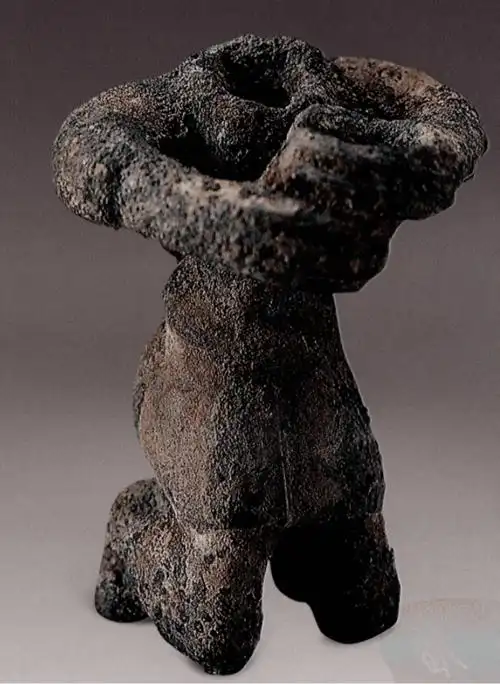 三星堆出土文物全记录510持璋小跪座人像