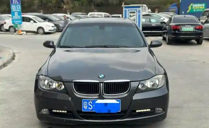 宝马 3系 2005款 320i 领先型